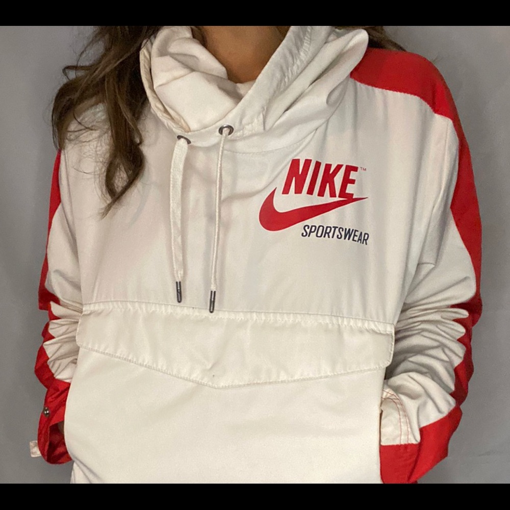Nike cropped windbreaker